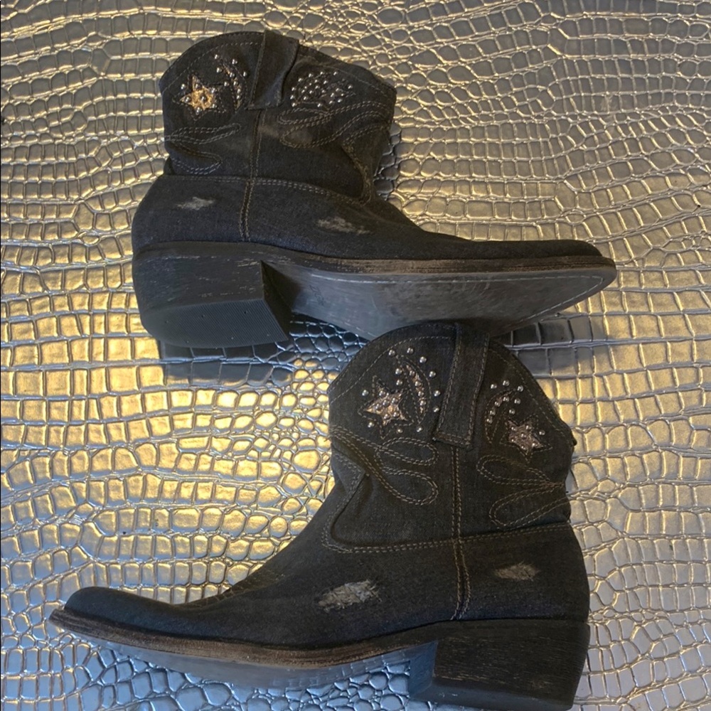Zigi Soho Womens 7  Denim Western Cowboy Boots Black Distressed Studded Zip